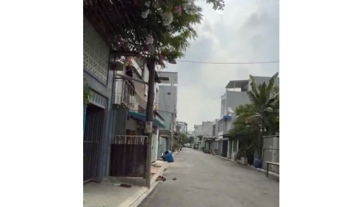 KÈO THƠM CHO ĐẦU TƯ, NHÀ 3T HXH Đ.LÃ XUÂN OAI, Q9: DT 96M2, 5PN, 5 TỶ